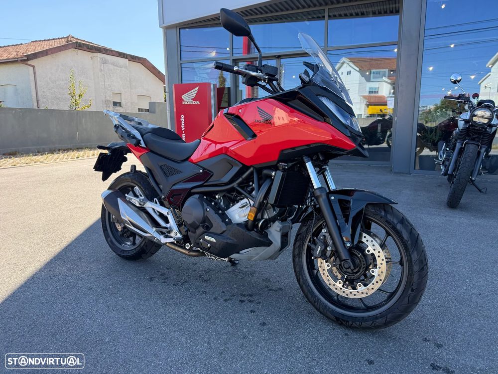 Honda NC750X - 1