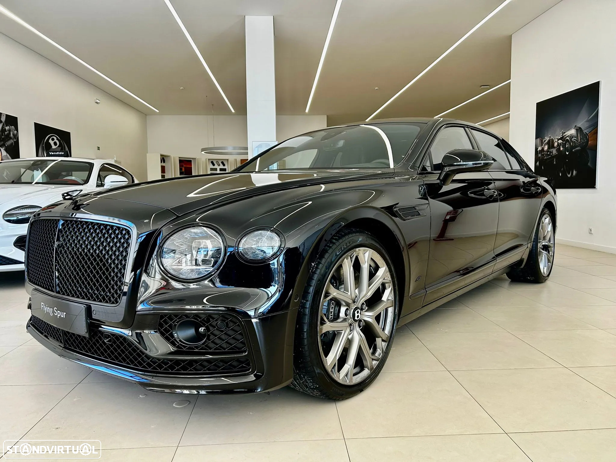 Bentley Flying Spur Hybrid S - 4