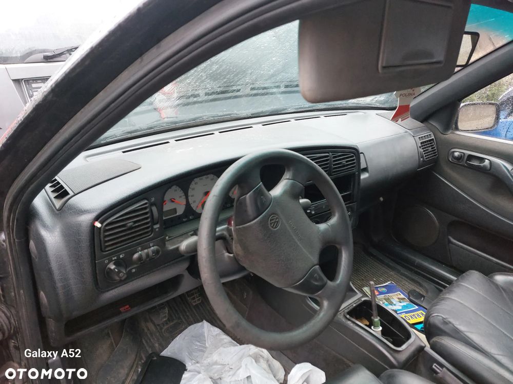 Zderzak VW PASSAT B4 KOMBI 1,9TDI 96R. maska,lampy,drzwi,klapa.... - 7