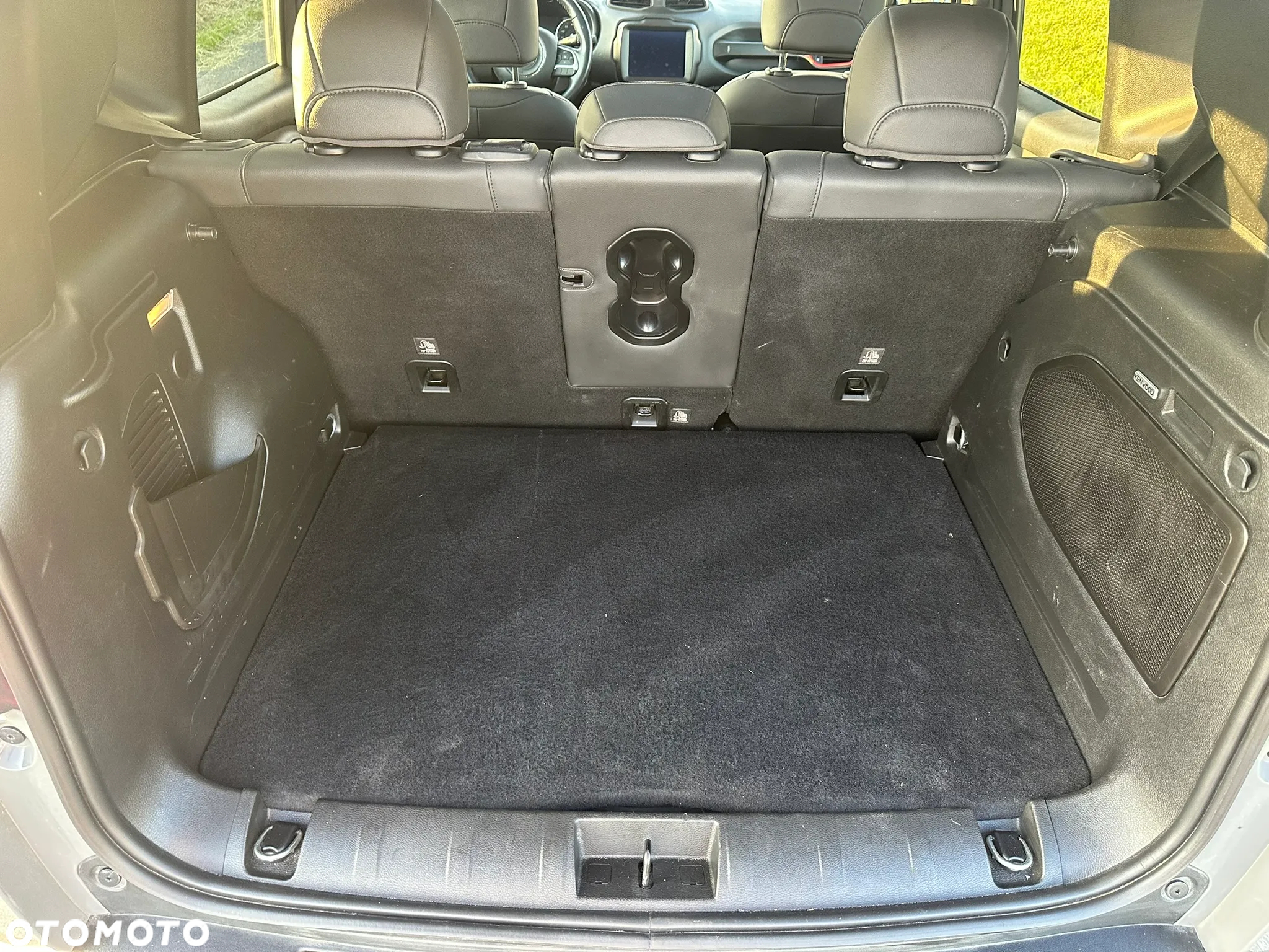 Jeep Renegade - 23