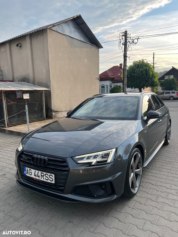 Audi A4 2.0 TDI S tronic Sport - 1