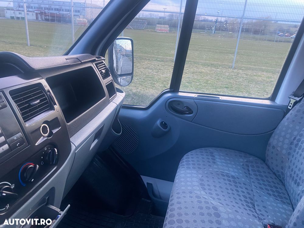 Ford Transit - 8