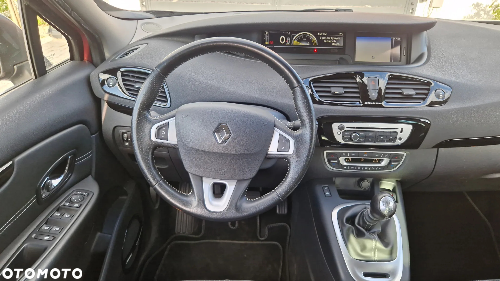 Renault Scenic ENERGY TCe 115 Bose Edition - 10