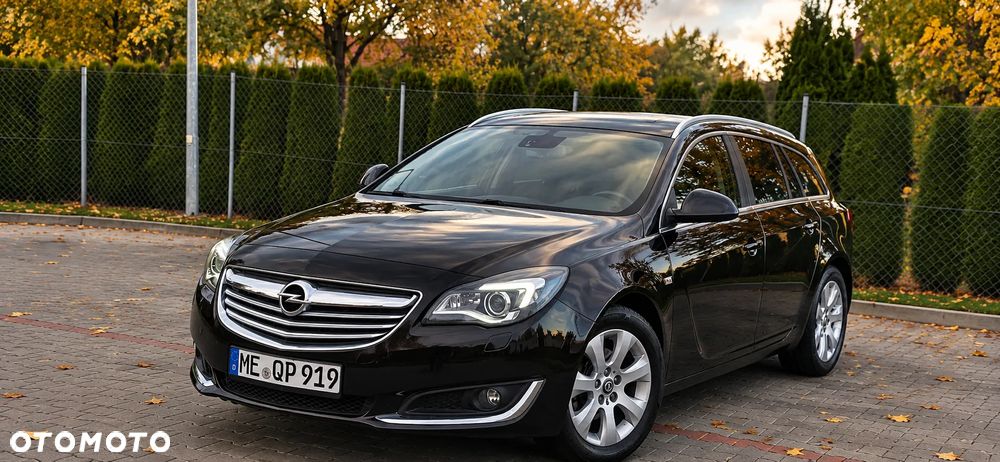 Opel Insignia - 1