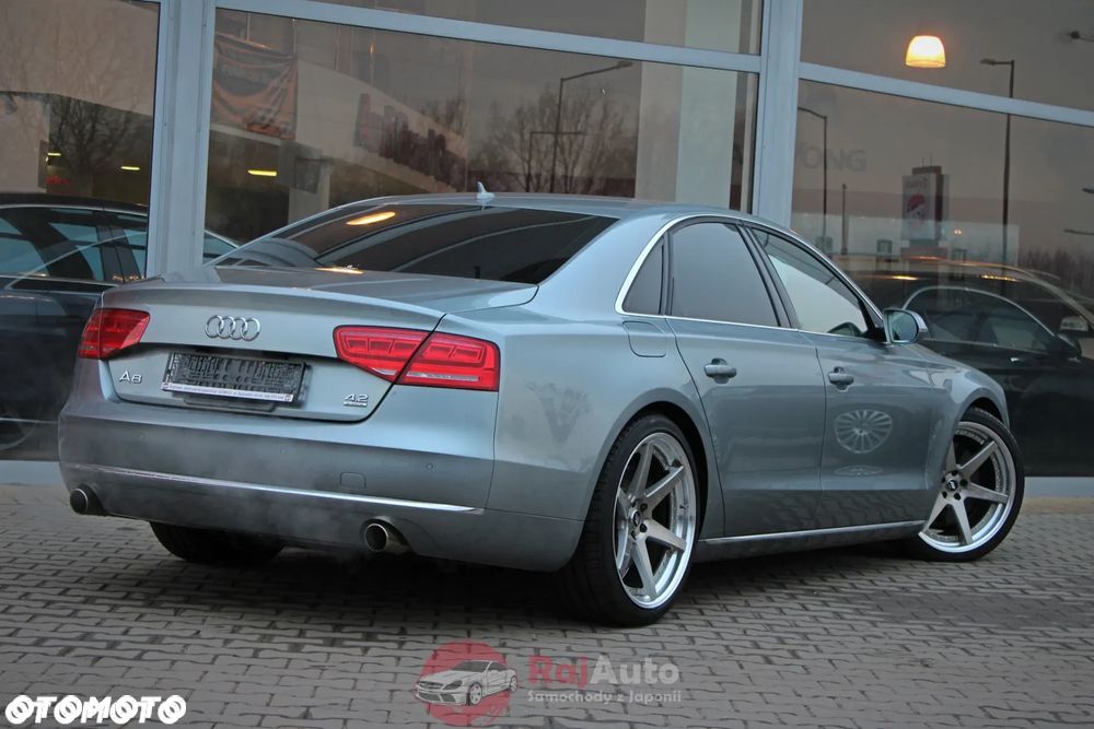 Audi A8 4.2 FSI quattro tiptronic - 13