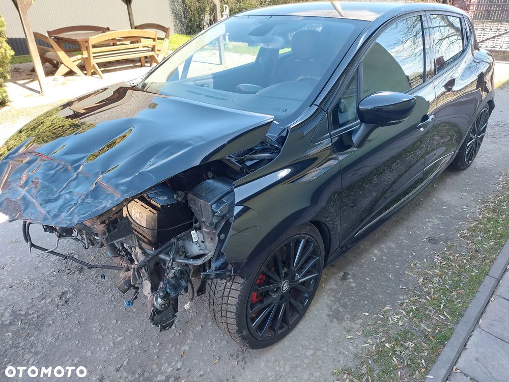 Renault Clio TCe 220 EDC R.S Trophy - 14