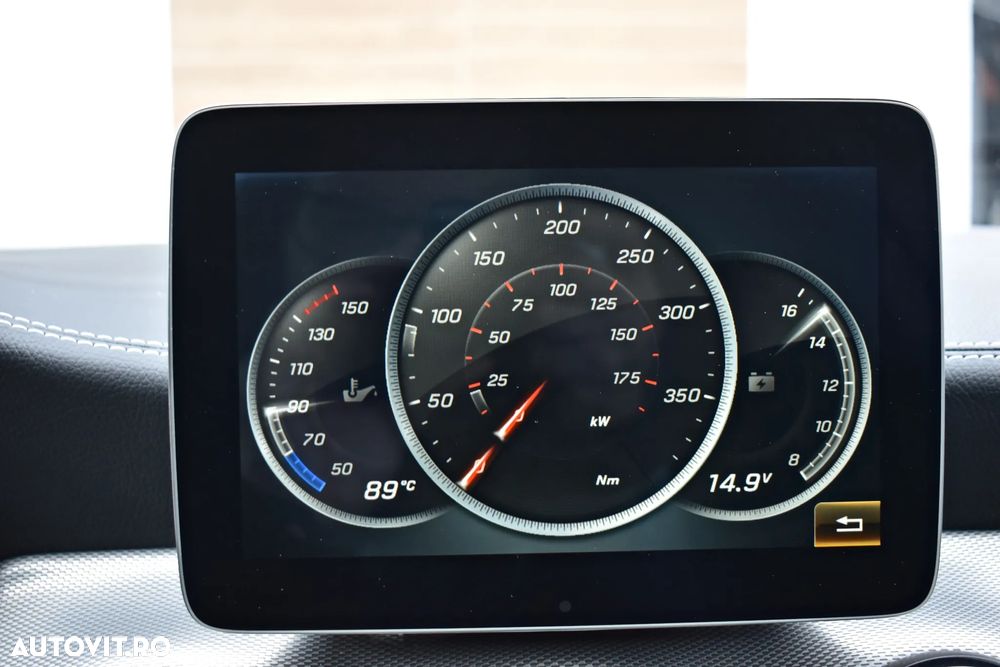 Mercedes-Benz A 220 4Matic 7G-DCT AMG Line - 19