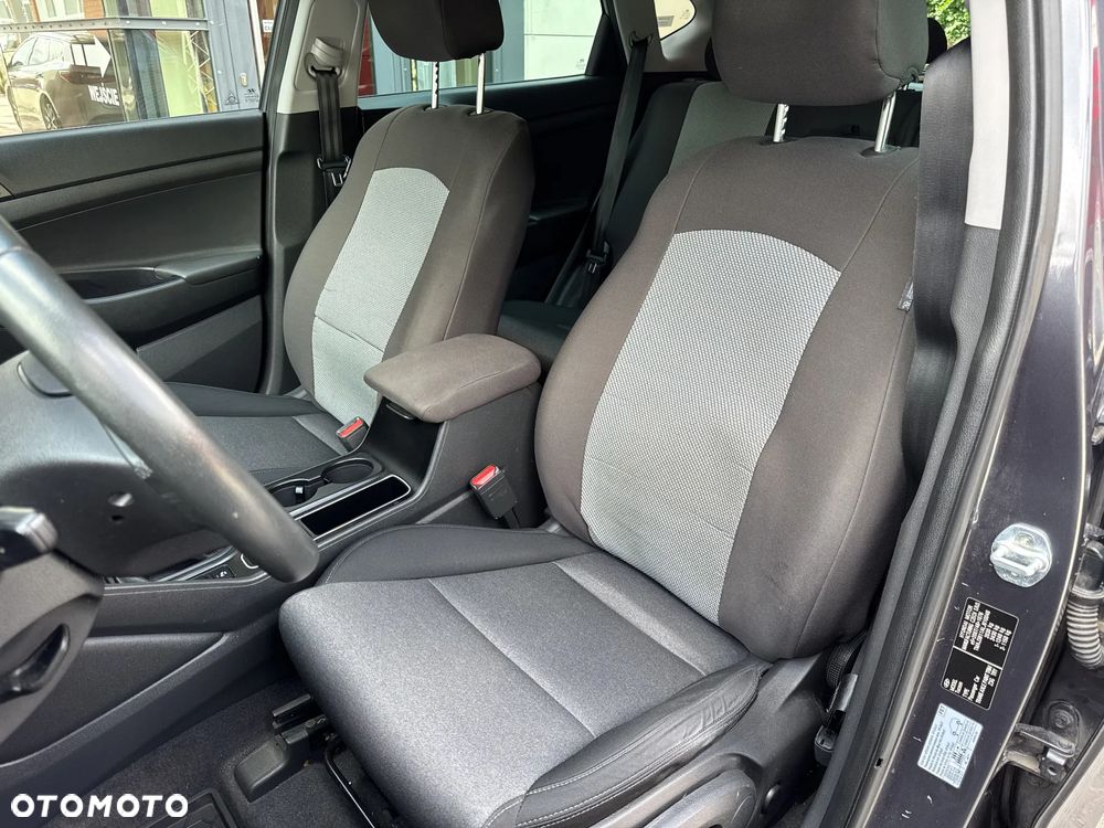 Hyundai Tucson 1.6 GDi Comfort 2WD - 19