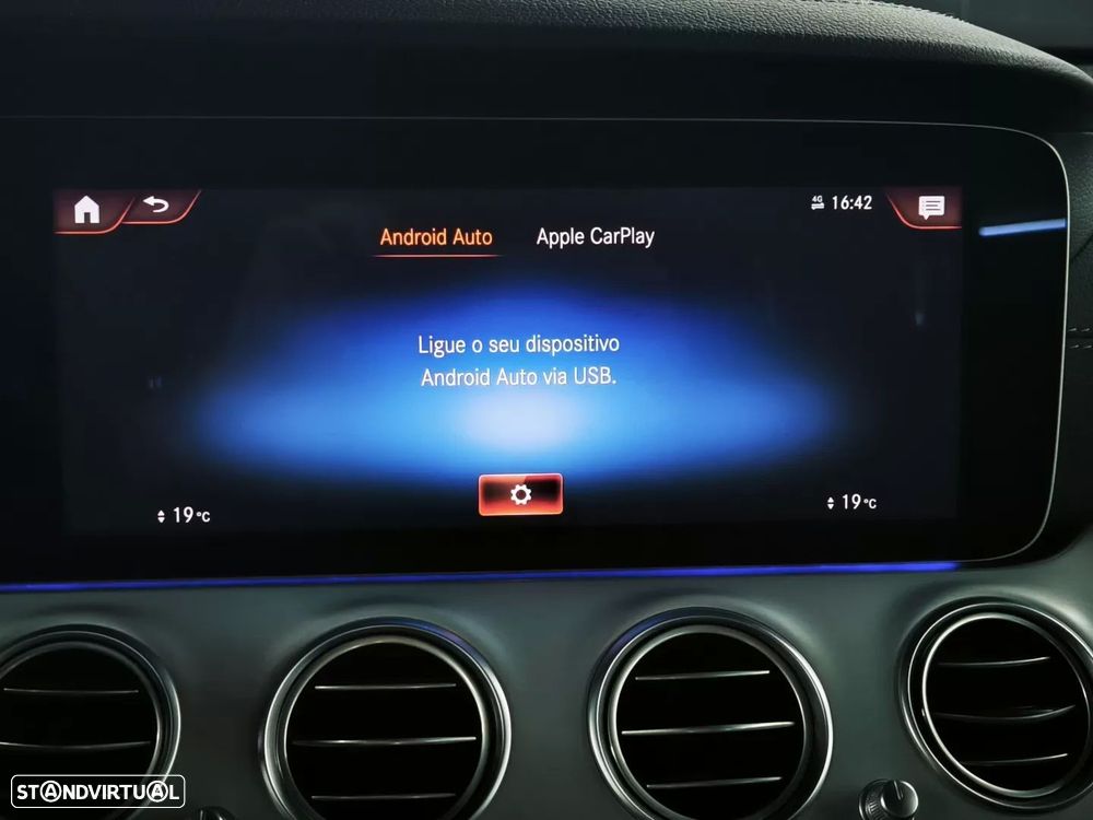 Mercedes-Benz E 300 de AMG Line - 23