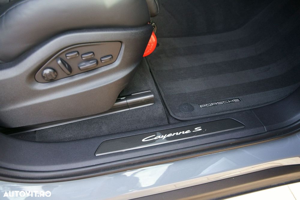 Porsche Cayenne Coupe S E-Hybrid Tiptronic S - 15