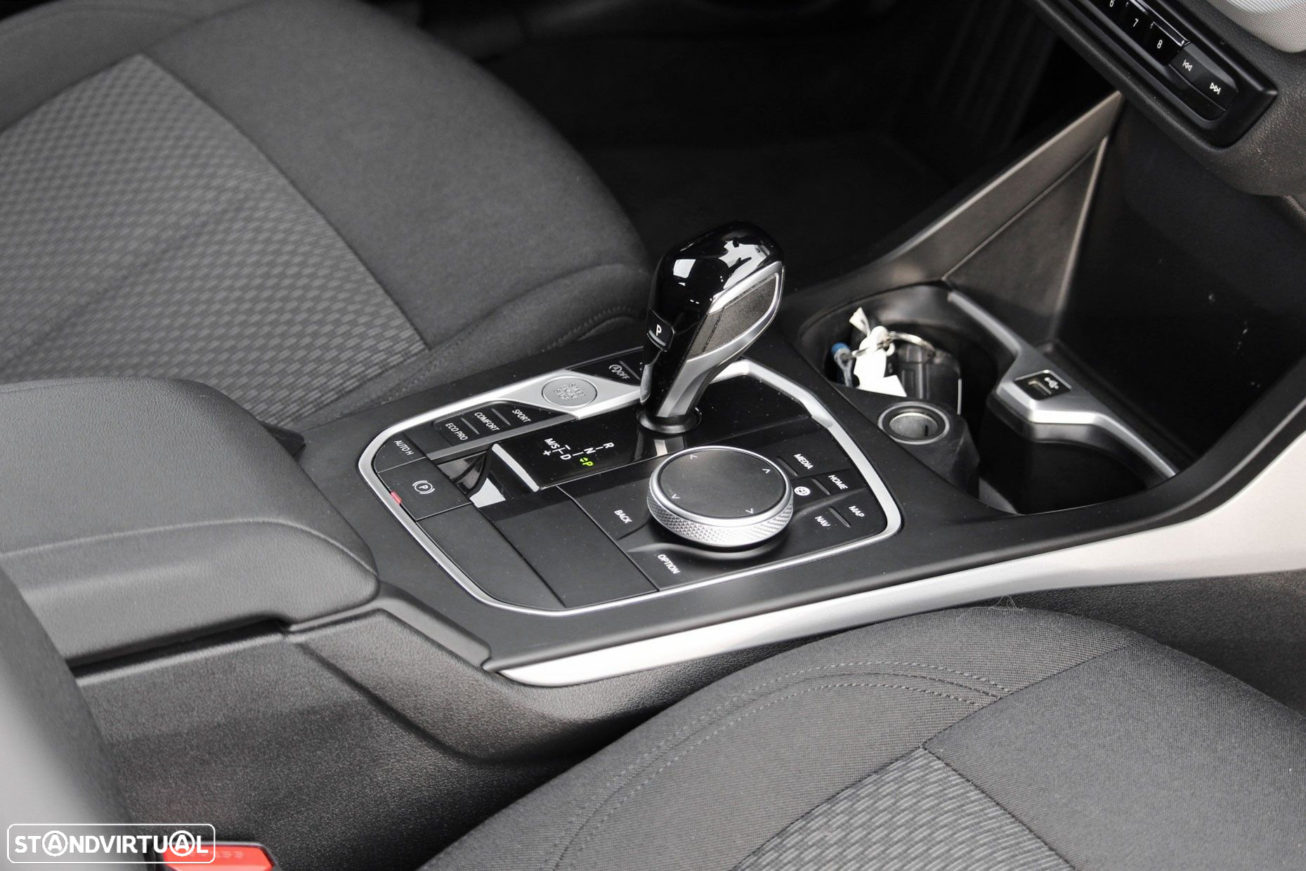 BMW 116 d Advantage Auto - 8