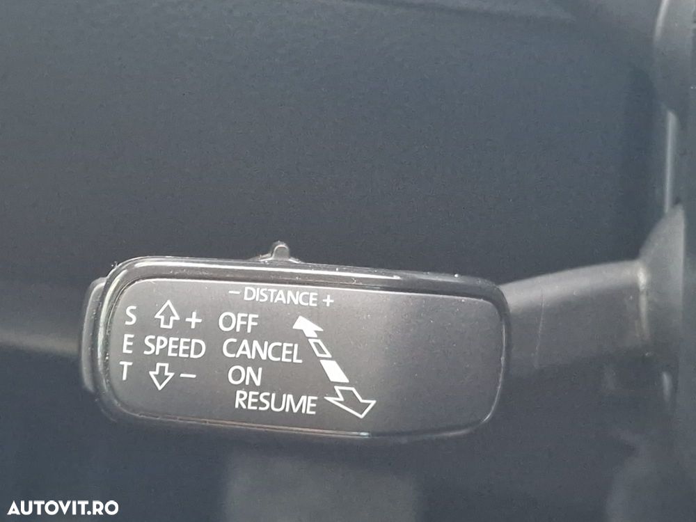 Skoda Superb 2.0 TDI DSG Premium Edition - 17