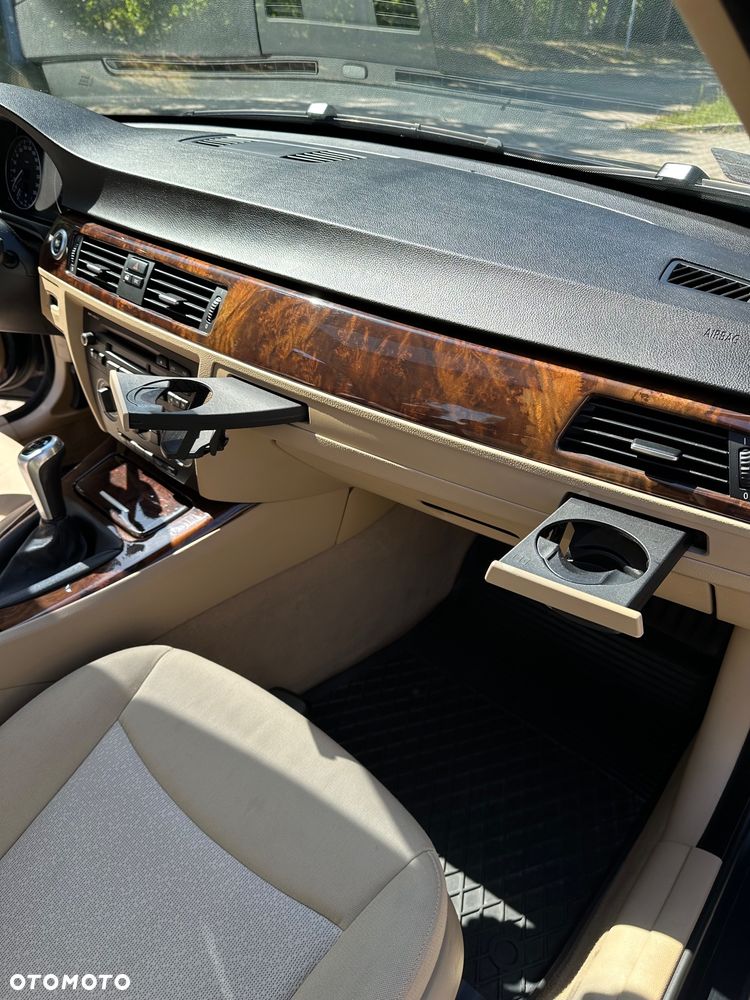 BMW Seria 3 318i Edition Lifestyle - 23