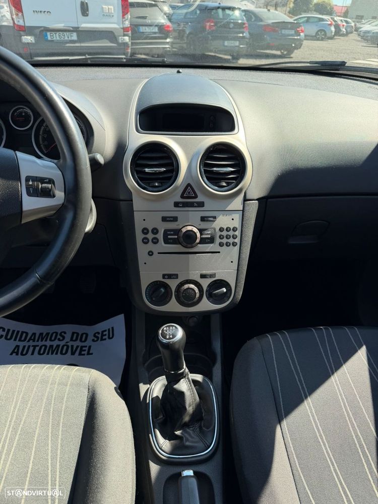 Opel Corsa 1.3 CDTi Enjoy - 18