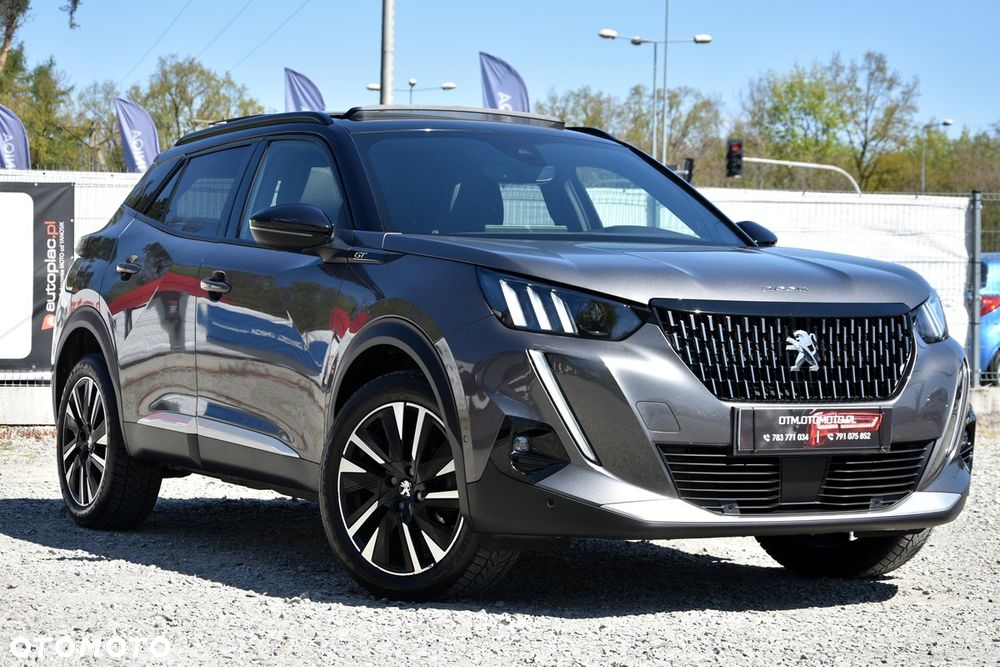 Peugeot 2008 PureTech 130 EAT8 GT - 2