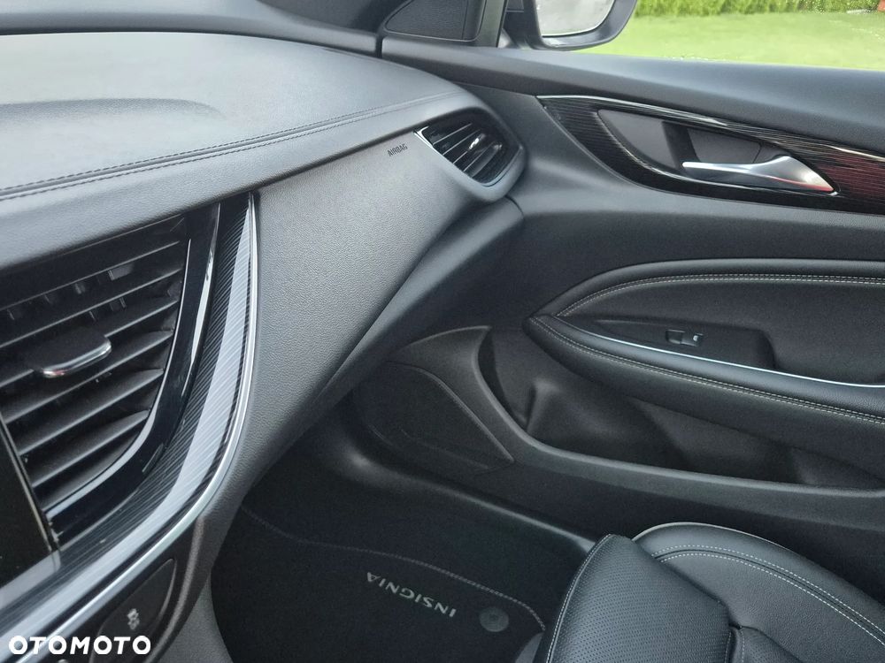 Opel Insignia - 36