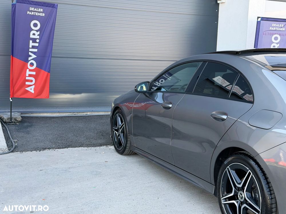 Mercedes-Benz CLA 180 - 21