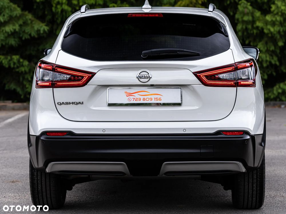 Nissan Qashqai 1.6 DIG-T N-Connecta - 22