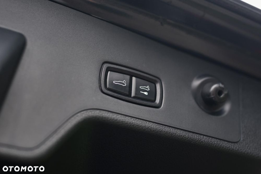 Porsche Panamera - 38