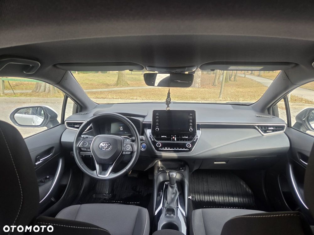 Toyota Corolla ver-1-8-hybrid-gpf-comfort - 24
