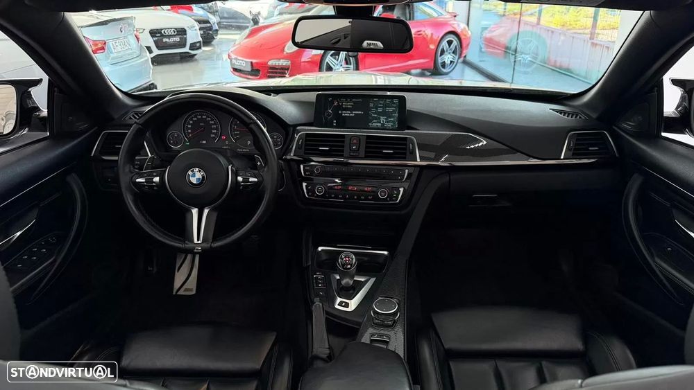 BMW M4 Auto - 23