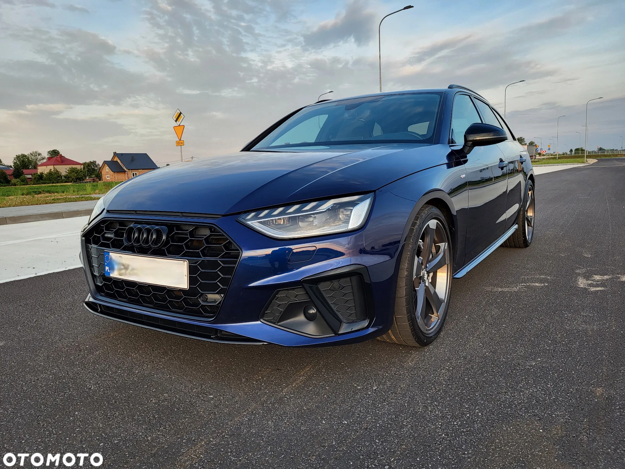 Audi A4 Avant 40 TDI quattro S tronic S line - 2
