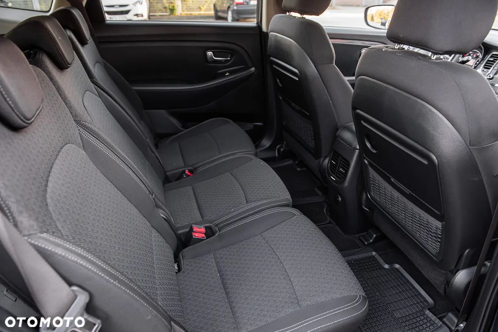 Kia Carens 1.7 CRDi 115 Fifa World Cup Edition - 27