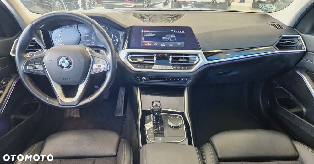 BMW Seria 3 - 24