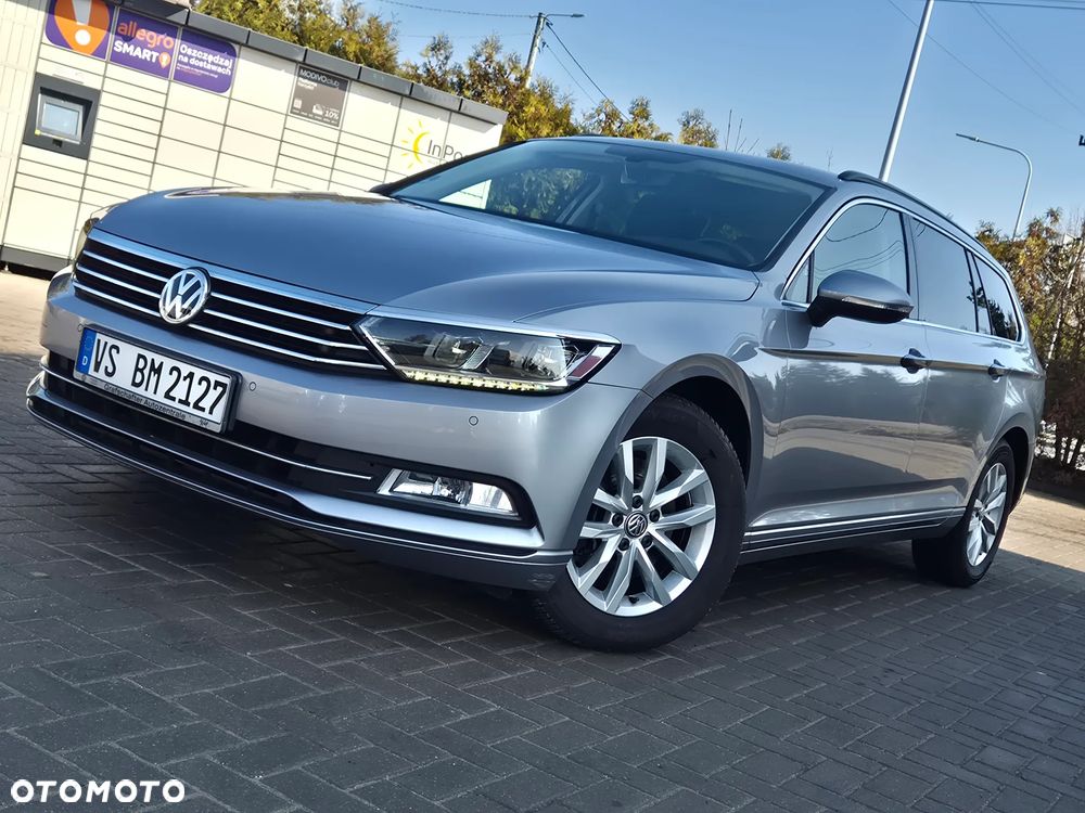 Volkswagen Passat - 2