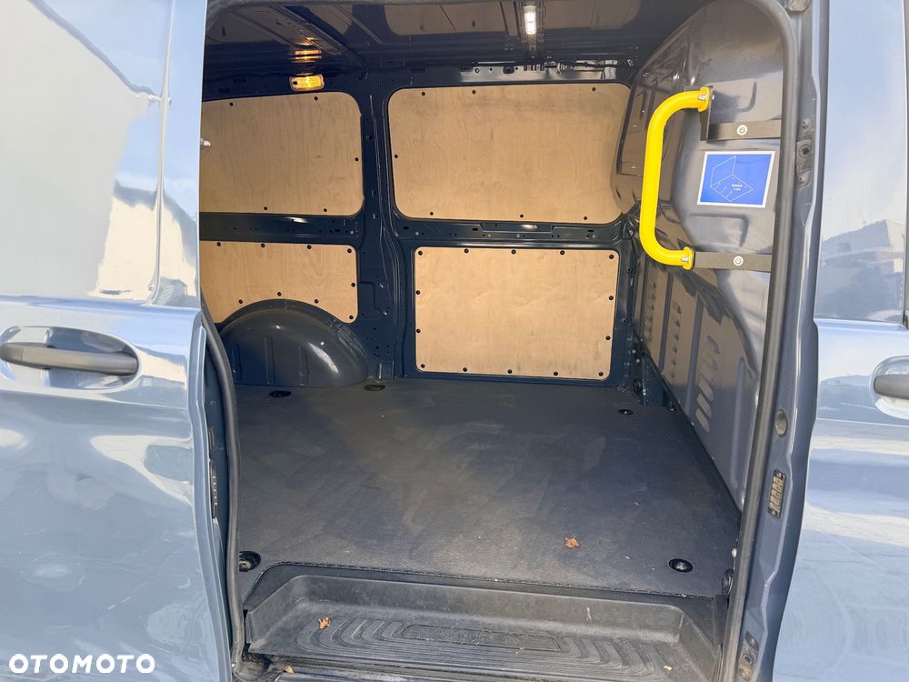 Mercedes-Benz Vito - 11