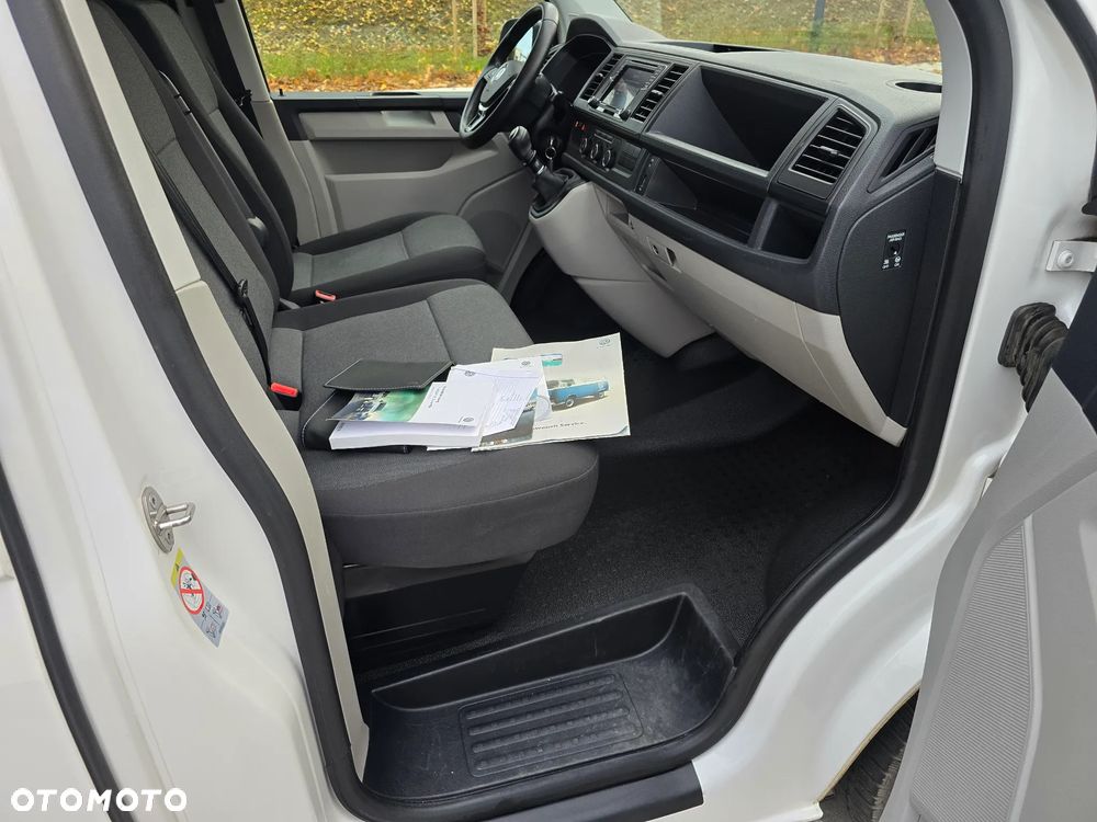 Volkswagen Transporter T6 - 19
