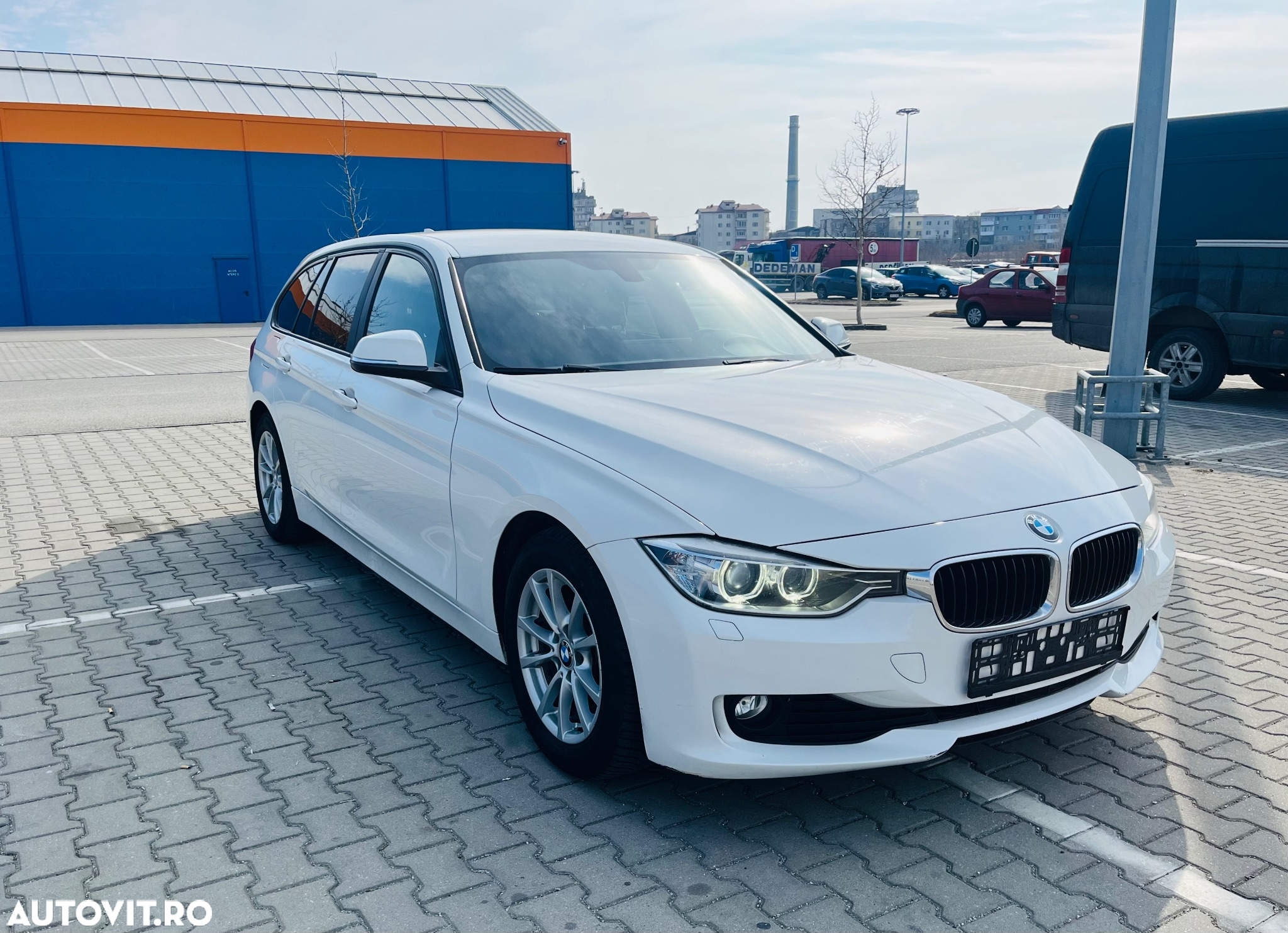 BMW Seria 3 316d Touring Aut. - 4