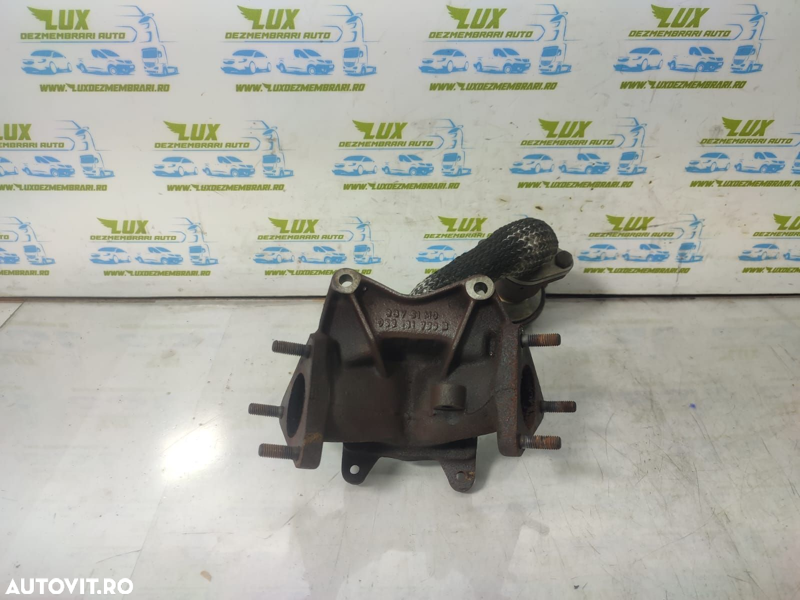 Distribuitor galerie evacaure 2.5 tdi bdg aym 059131799B Volkswagen V - 2