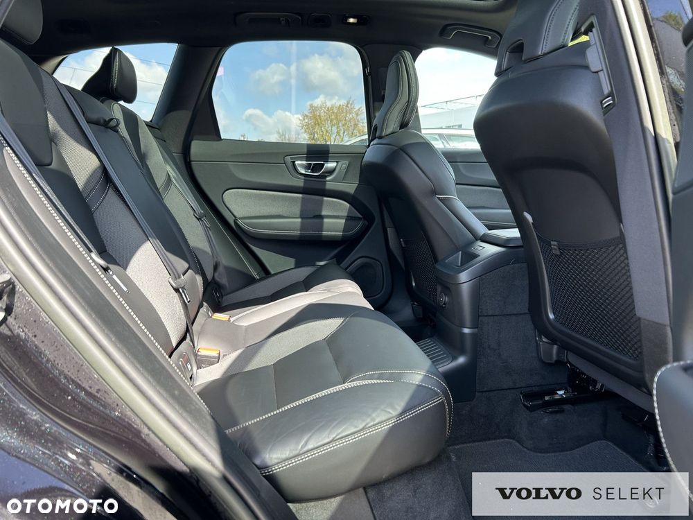 Volvo XC 60 - 24