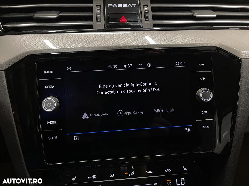 Volkswagen Passat 2.0 TDI DSG Comfortline - 16