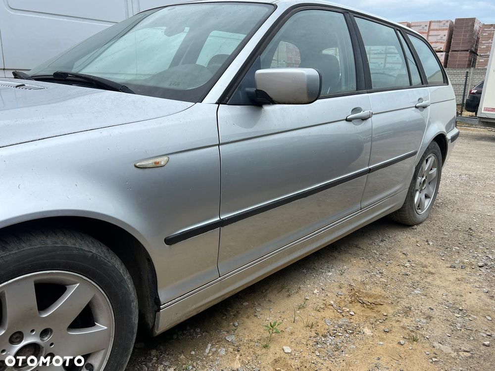 BMW E46 318i kombi (354/7 Titansilber metallic) części maska zderzak błotnik lampa klapa drzwi fotele silnik M52B20 - 4