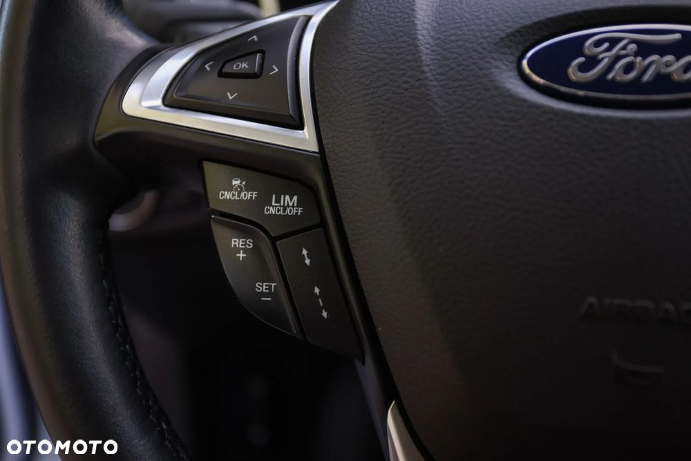 Ford Mondeo 2.0 EcoBlue Titanium - 32
