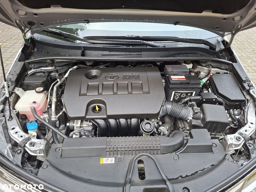 Toyota Corolla - 5