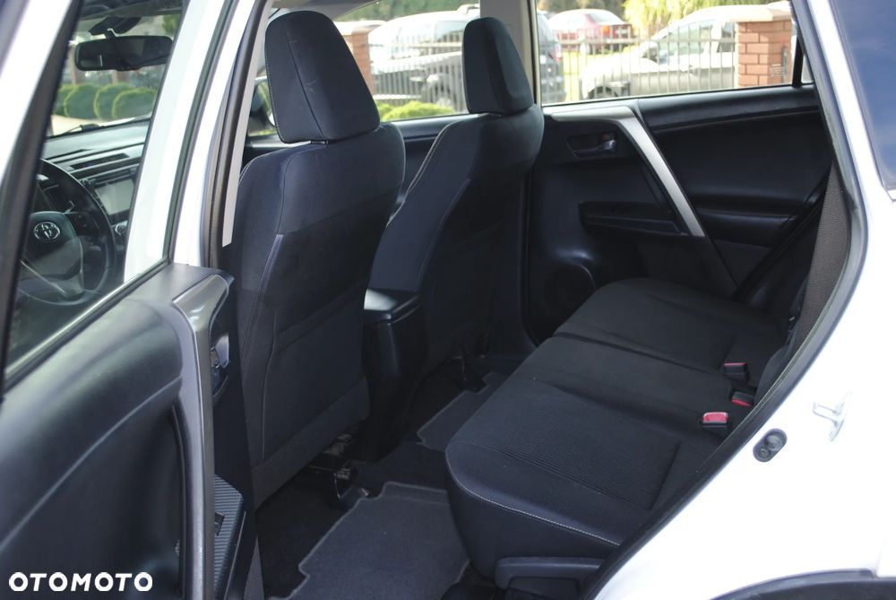 Toyota RAV4 - 14