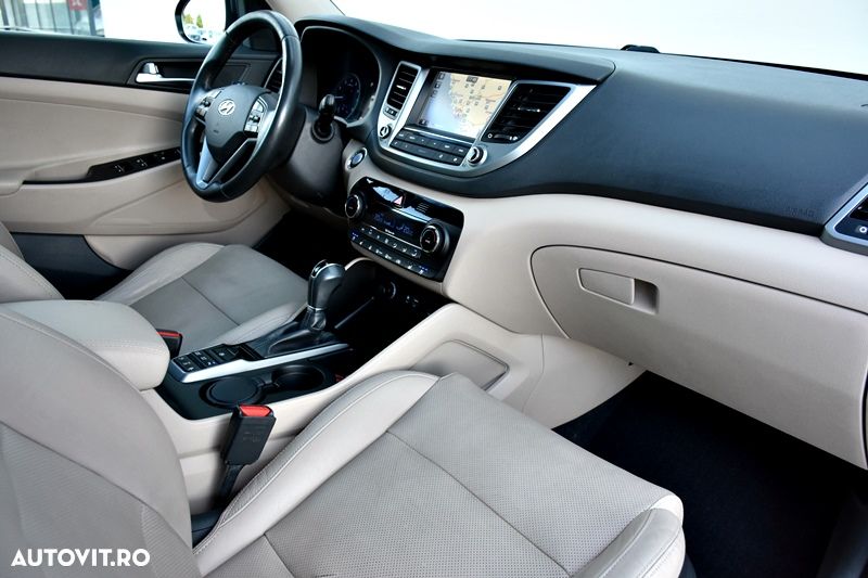 Hyundai Tucson 1.6 T-GDi 4WD 7DCT Luxury - 20