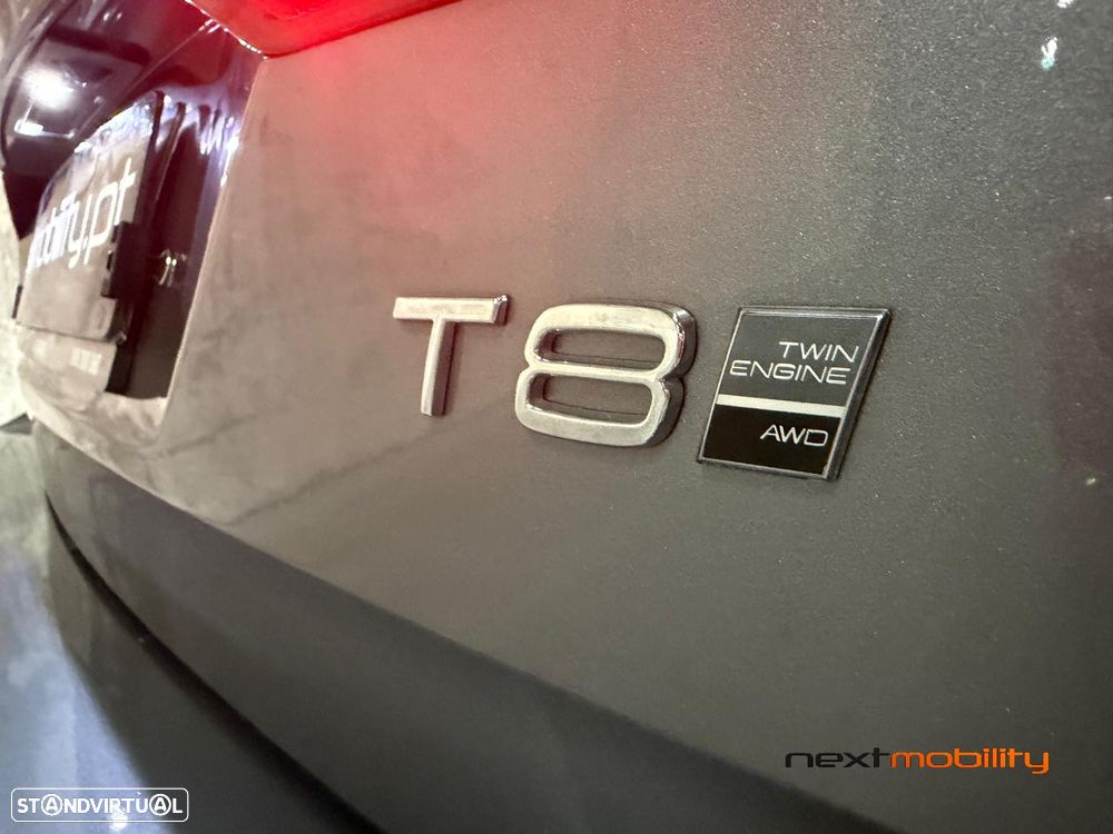 Volvo V60 2.0 T8 AWD TE Momentum Plus - 11