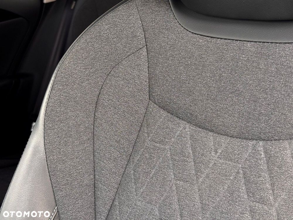 Volkswagen Tiguan - 24