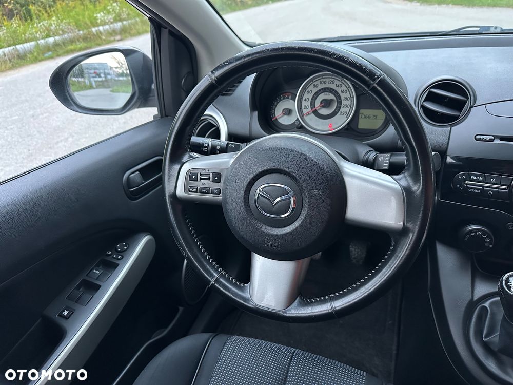 Mazda 2 1.3 Exclusive+ - 34