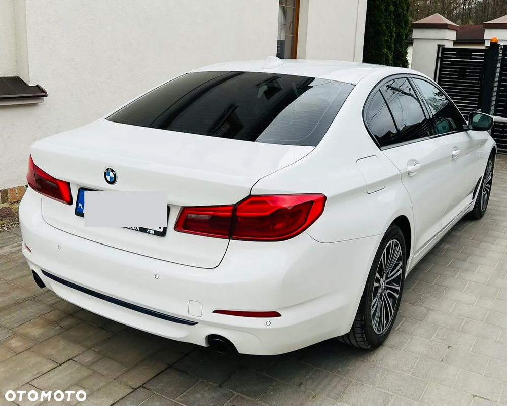 BMW Seria 5 520i GPF Sport Line sport - 4
