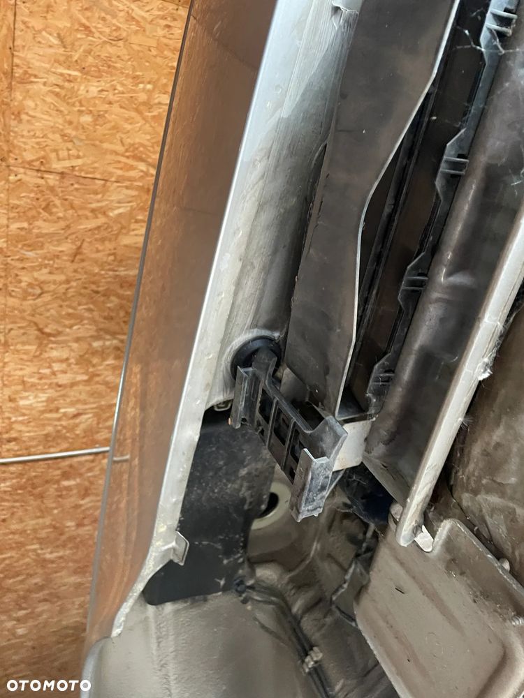 Karoseria buda kasta Bmw e38 ładna bez korozji z ciepłego kraju - 8