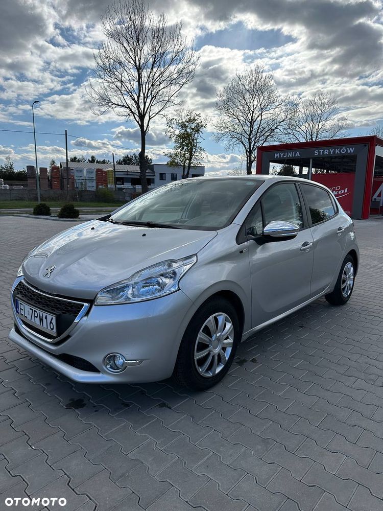 Peugeot 208 82 PureTech Style - 2
