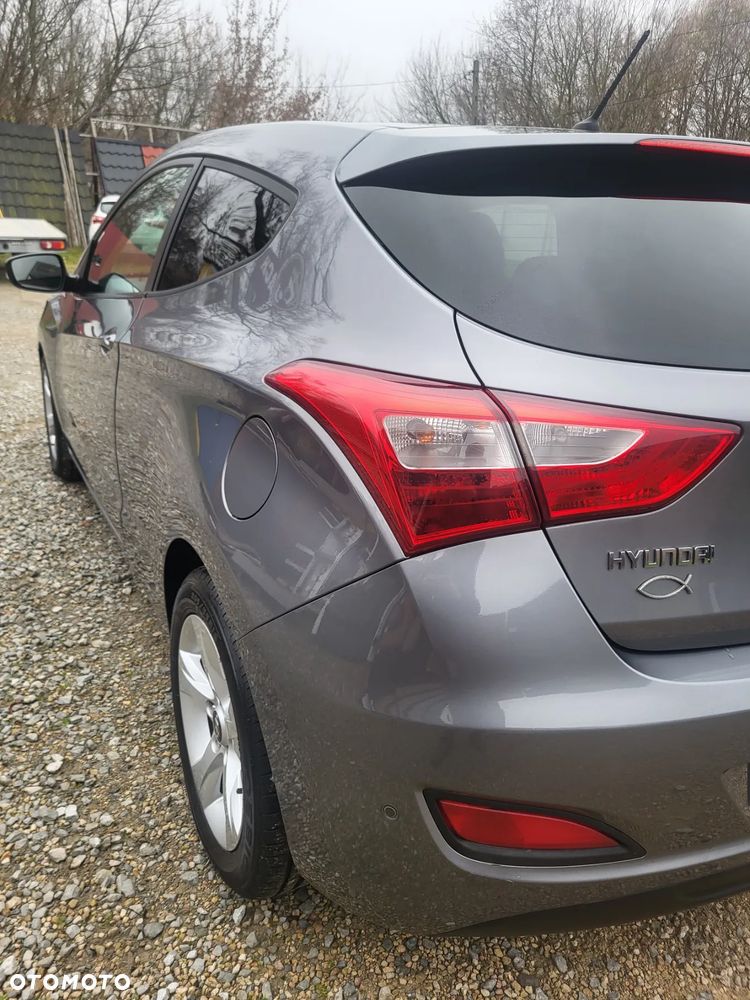 Hyundai i30 1.6 GDI Comfort - 11