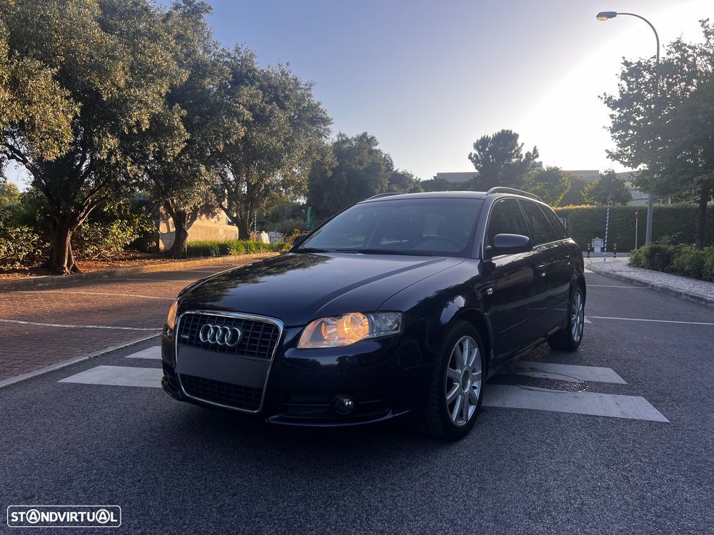 Audi A4 Avant 2.0 TDI S-line - 1