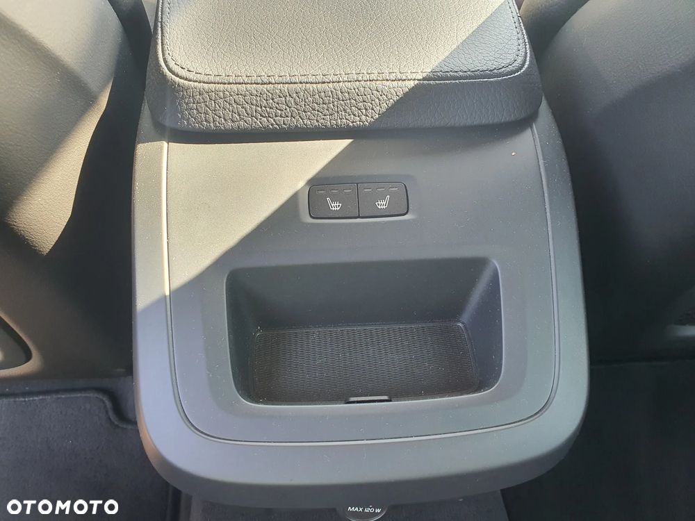 Volvo V90 D4 AWD Geartronic Inscription - 12