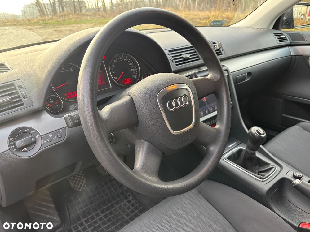 Audi A4 Limousine 1.8T - 25